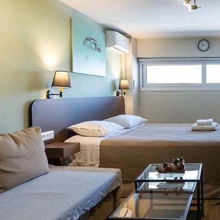 Pol'S Studio, Kalamata Mediterranean Apartments Екстер'єр фото