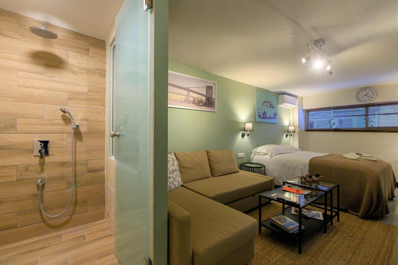 Pol'S Studio, Kalamata Mediterranean Apartments Екстер'єр фото