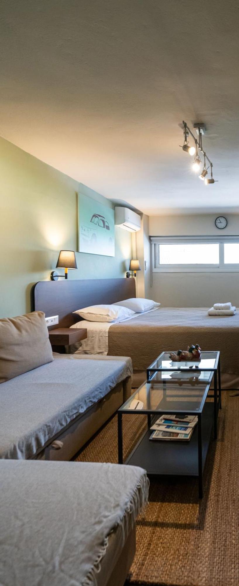 Pol'S Studio, Kalamata Mediterranean Apartments Екстер'єр фото